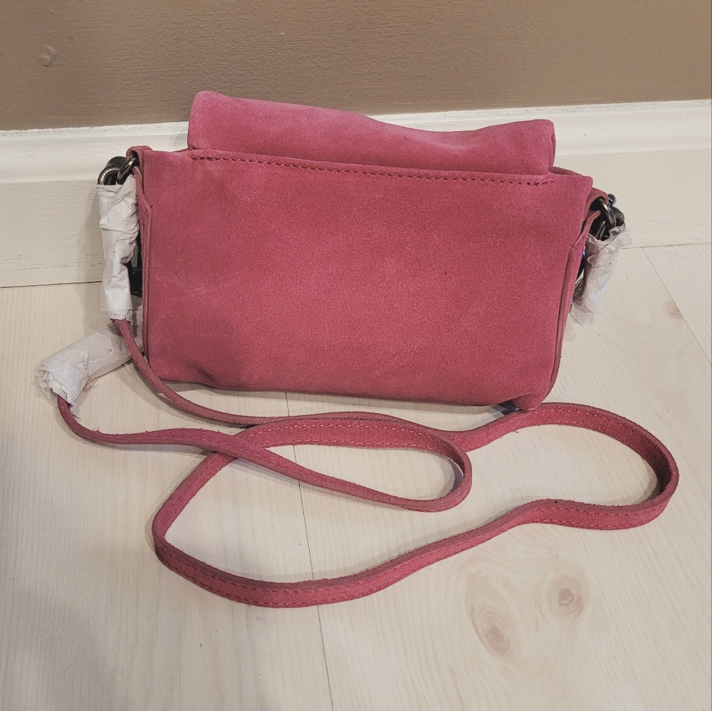 NEW Free People Charlie Chain Crossbody Purse PINK FUSCHIA Suede - Picture 8 of 8
